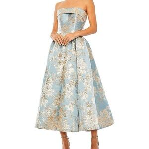 MacDuggal Elegant Strapless Dress